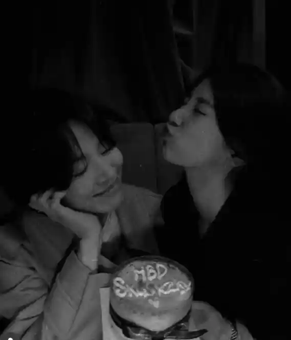 宋慧乔暖心晒照为秀智庆生，奇嘉盈今日美出新高度