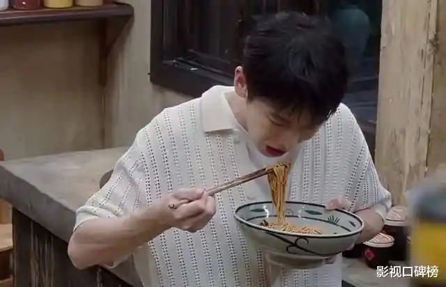 黄磊转型戏剧引热议,《向往的生活》慢综艺初心何在?