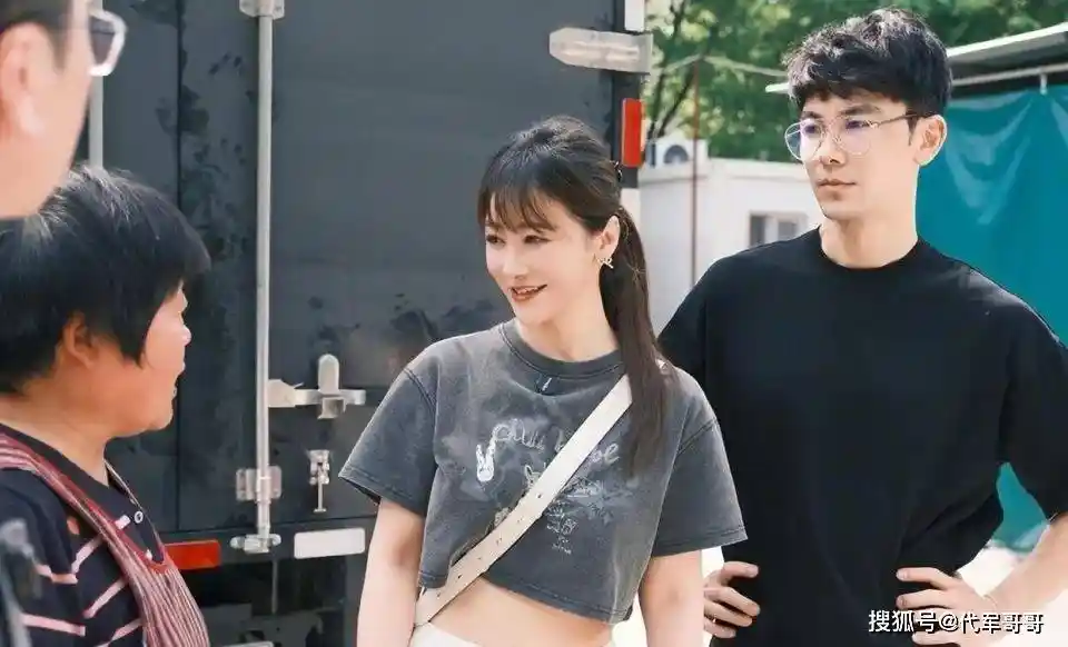 46岁陈乔恩婚变风波?小9岁富豪丈夫被曝私生子,她的回应令人心酸