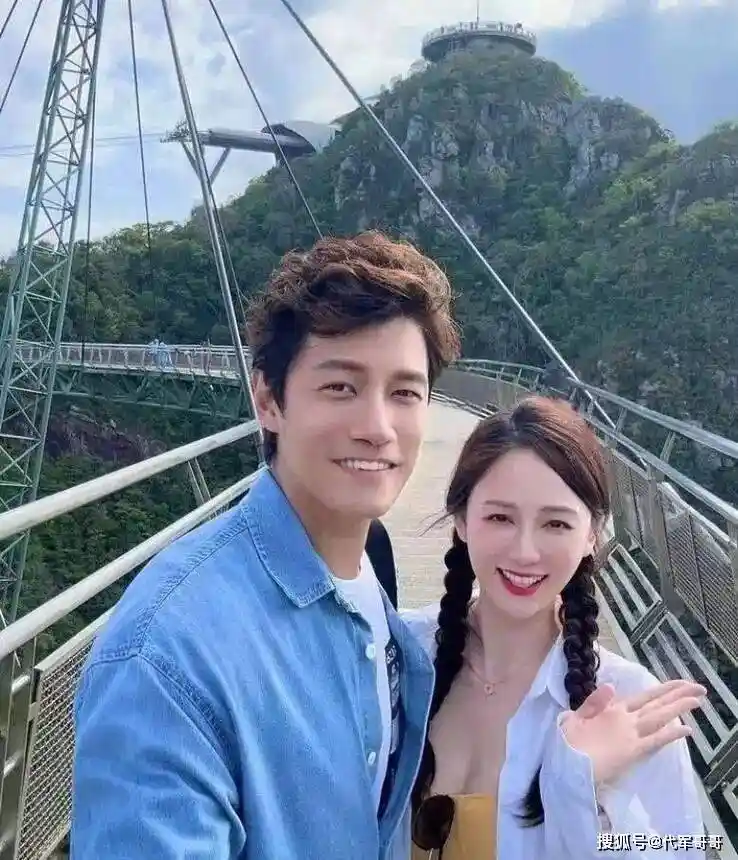 46岁陈乔恩婚变风波?小9岁富豪丈夫被曝私生子,她的回应令人心酸