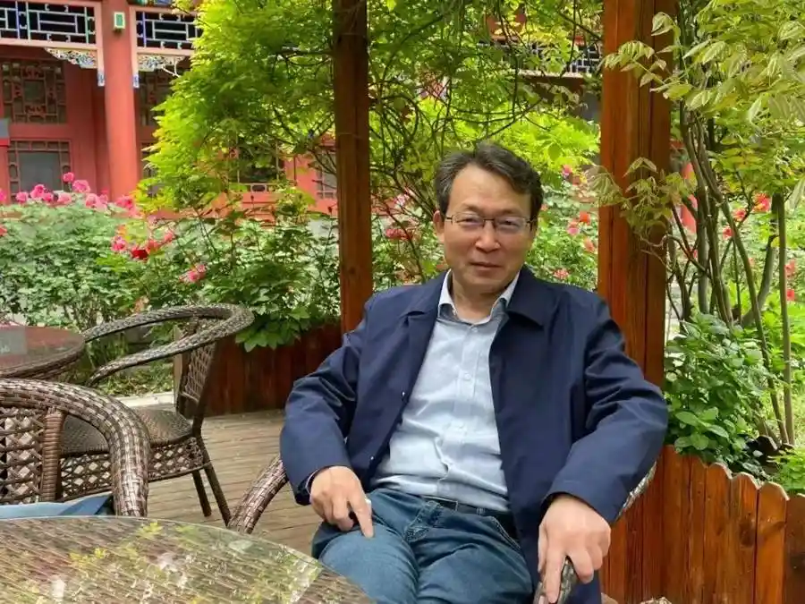 布克奖首设童书奖项,诺奖新锐力作登场,莫言深情悼念杨振宁