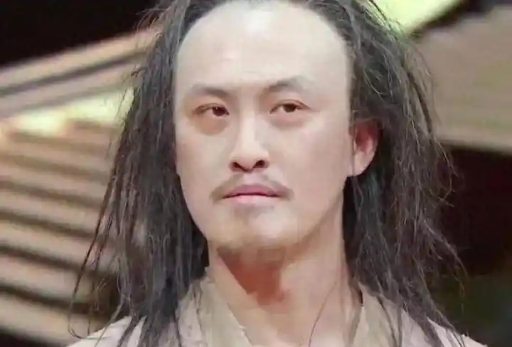 许君聪：无靠山无热度，真人秀中成炮灰真相