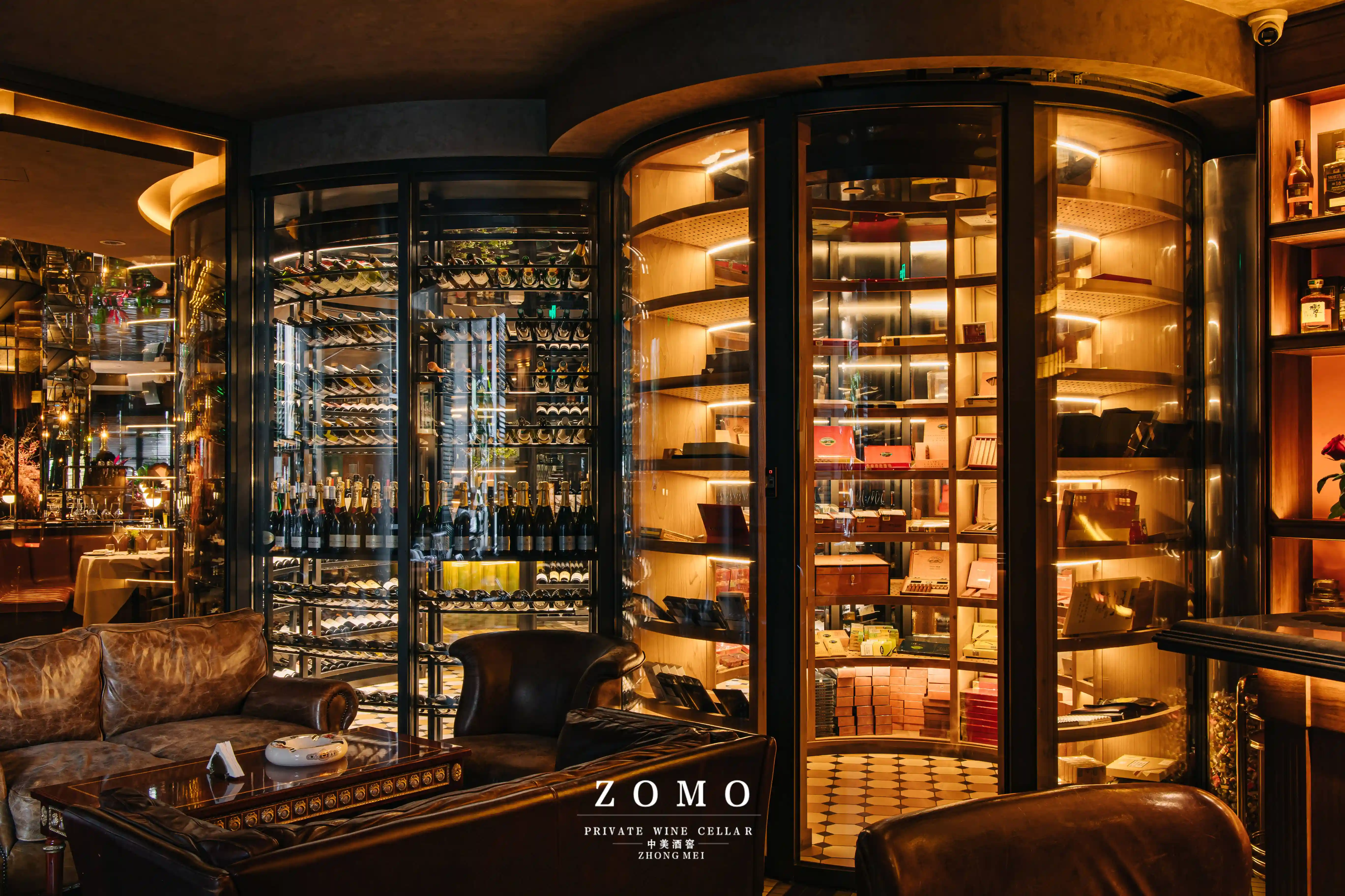 ZOMO技术打造高端酒窖新体验，豪宅酒窖设计引领未来奢华风潮