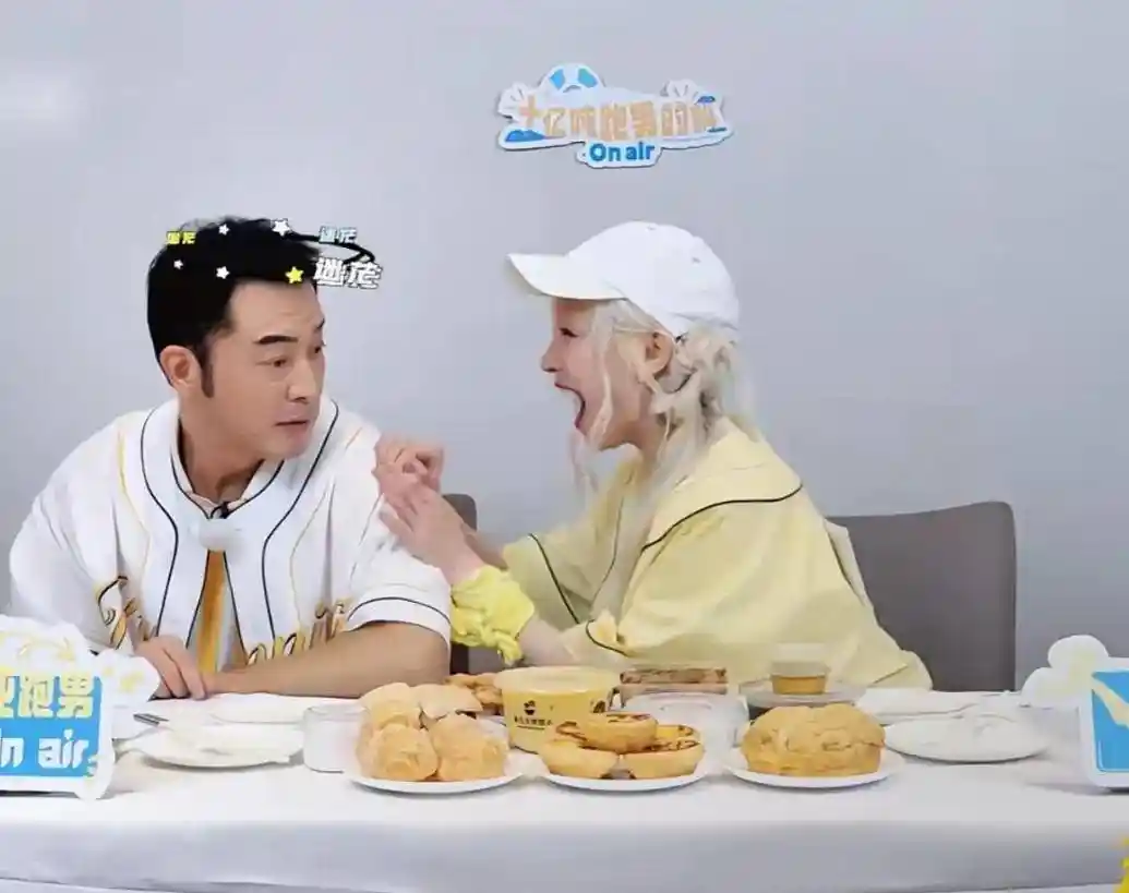 沙溢碰壁宋雨琦?郑恺摸头杀封神!已婚男星社交边界战引爆热议