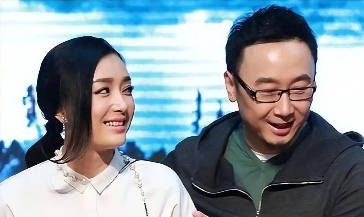 陆川迎新妻，秦岚独唱《女人花》：9年情断后的人生分岔路