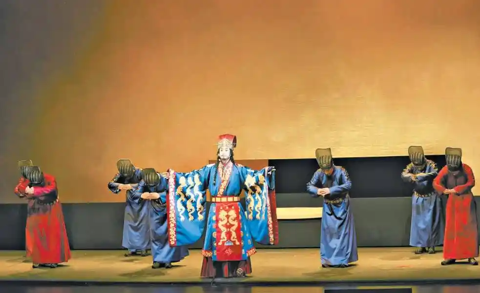 京韵新篇：大戏新作璀璨舞台