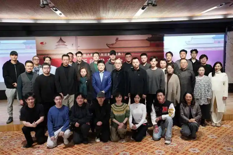 雨燕飞回中轴线 王琛演绎文化抗战新舞台