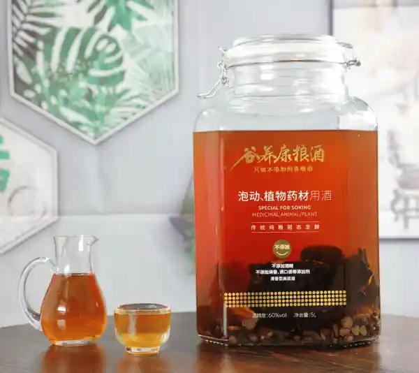 酒泡枸杞的讲究：行家推荐的白酒搭配指南